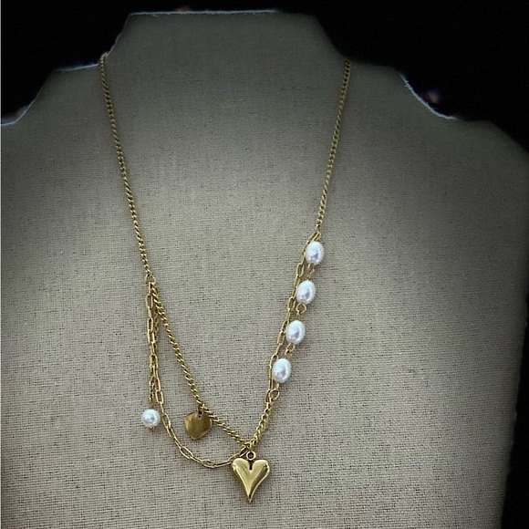 Vintage-Inspired Oval Pearl & Heart Tassel Pendant Necklace - Stainless Steel. - Picture 6 of 7